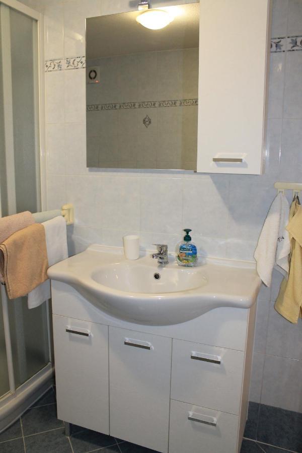 Apartment Frleta Умаг Екстериор снимка
