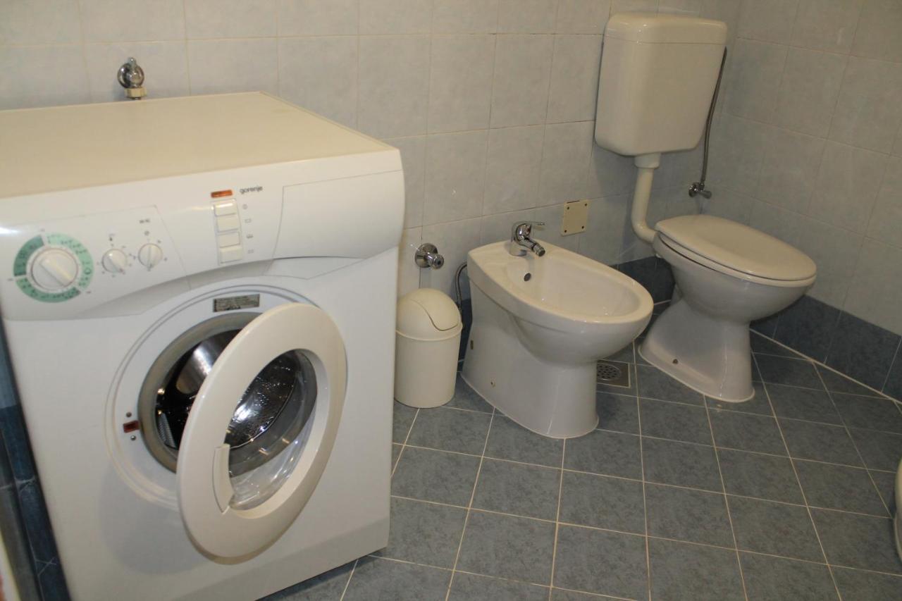 Apartment Frleta Умаг Екстериор снимка